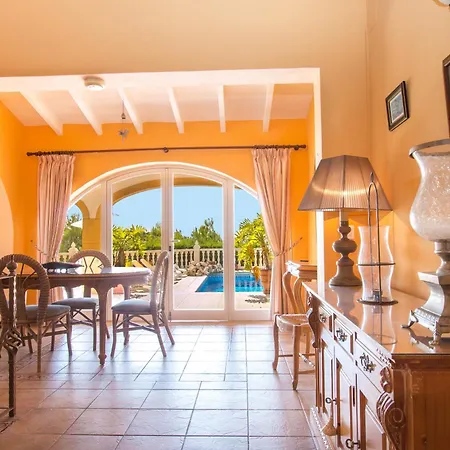 Villa Serenidad By Abahana Villas